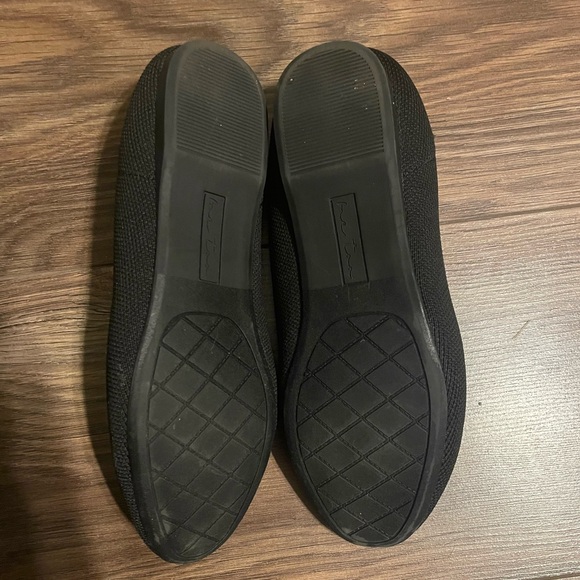 Me Too Brea Sustainable Mesh Black Flats 🖤 - Picture 7 of 7